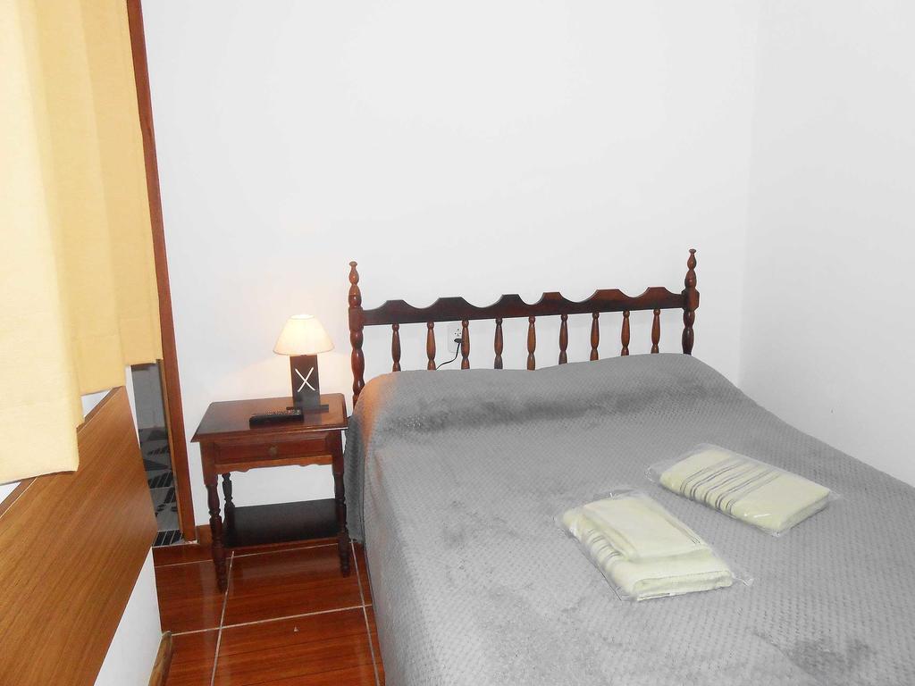 Pousada Queiroz Petrópolis Oda fotoğraf